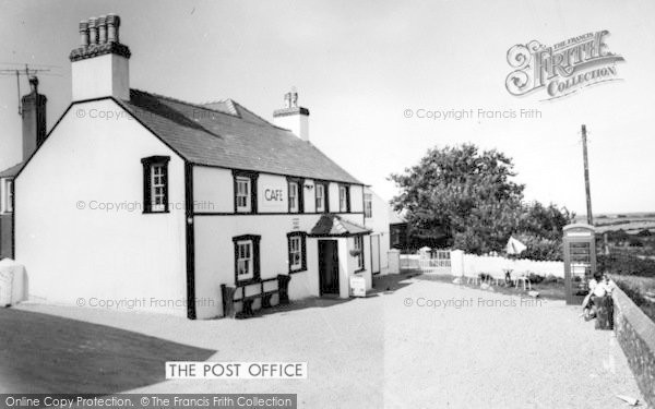 Photo of Llangwnnadl, The Post Office c.1960