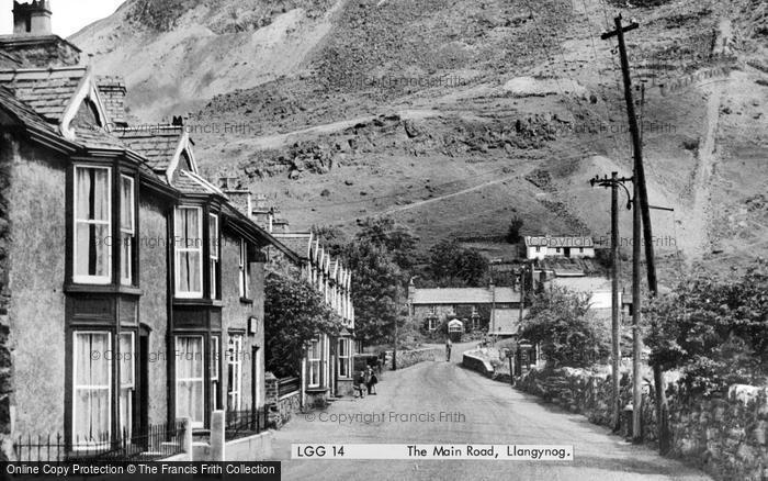 Photo of Llangynog, The Main Road c.1960