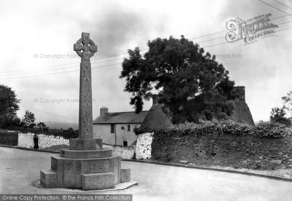 Photo of Llangynwyd, Cefn Ydfa, Ann Thomas's Memorial 1937