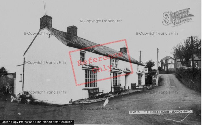 Photo of Llangynwyd, The Corner House c.1955