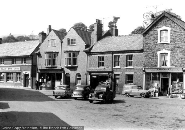 Photo of Llanrhaeadr Ym Mochnant, Market Square c.1960
