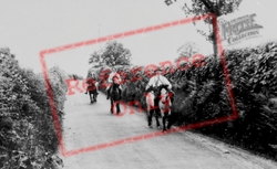 Llanrhaeadr Ym Mochnant, Pony Trekking c.1960, Llanrhaeadr-Ym-Mochnant