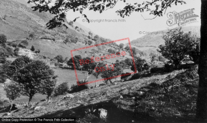 Photo of Llanrhaeadr Ym Mochnant, The Valley c.1955
