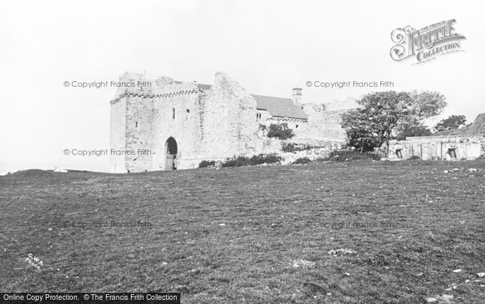 Photo of Llanrhidian, Weobley Castle c.1935