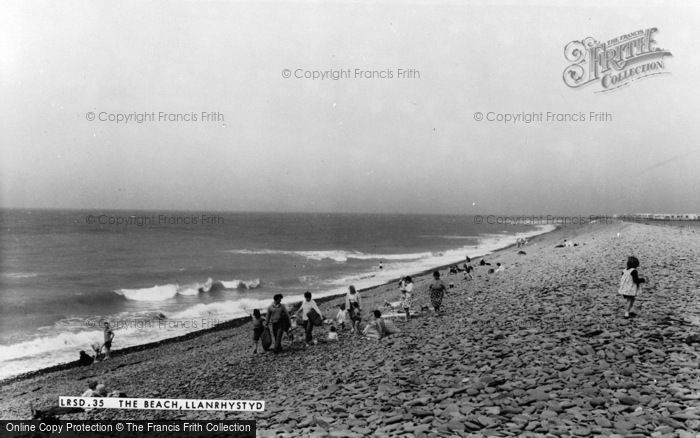 Photo of Llanrhystud, The Beach c.1960