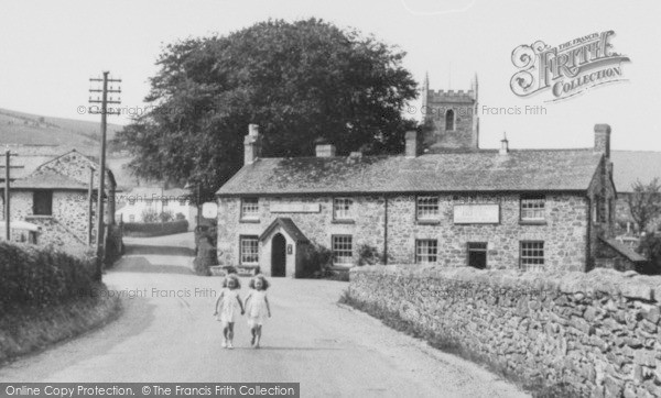 Photo of Llansilin, Village c.1955