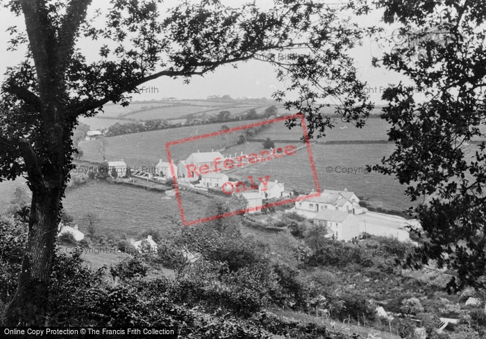 Photo of Llansteffan, 1933