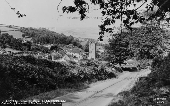 Photo of Llansteffan, General View c.1960