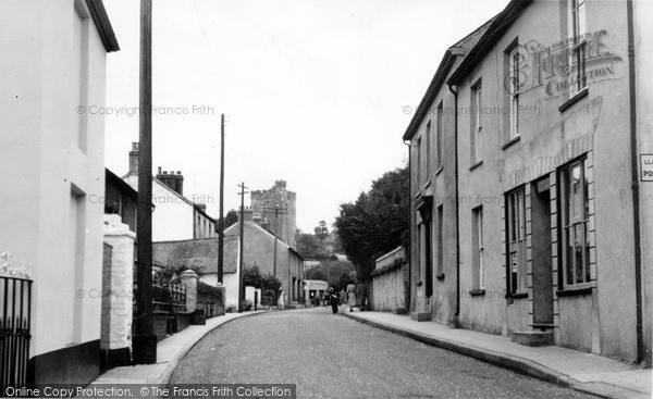 Photo of Llansteffan, High Street c.1955