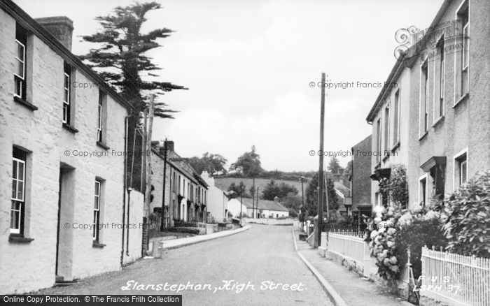 Photo of Llansteffan, High Street c.1955