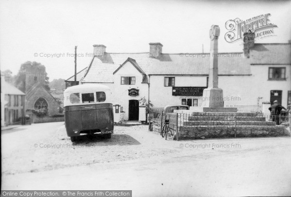 Photo of Llantwit Major, The Cross And Old White Hart Inn 1937