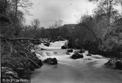 The Falls c.1935, Llanuwchllyn