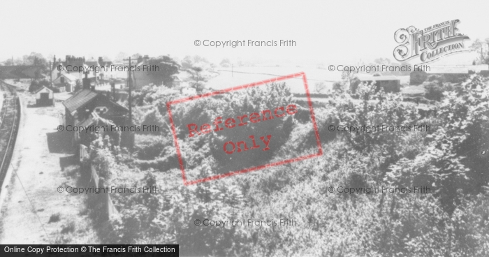 Photo of Llanwnda, General View c.1965