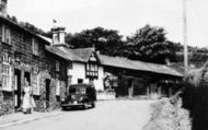 Village c.1955, Llanwnog