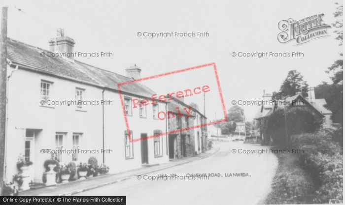 Photo of Llanwrda, Cwmdwr Road c.1965
