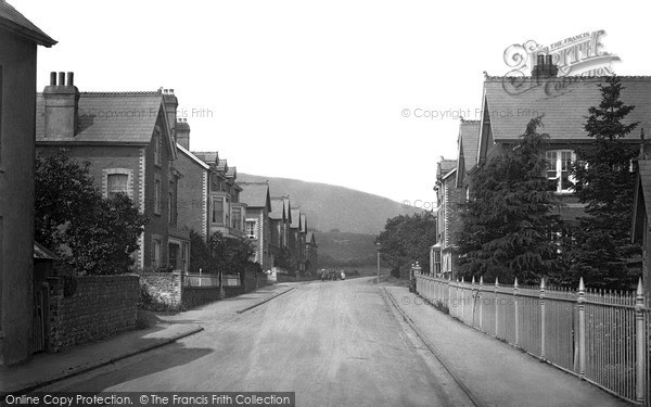 Photo of Llanwrtyd Wells, Victoria Road c.1930