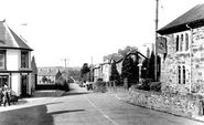 The Cross Roads 1949, Llanybydder