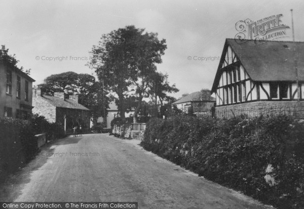 Photo of Llanystumdwy, The Village 1925