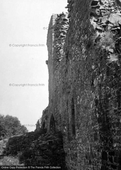 Photo of Llawhaden, Castle 1953