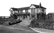 The Singing Kettle c.1950, Lloc