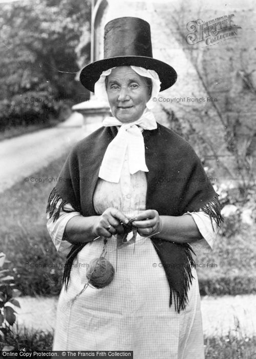 Photo of Llwyngwril, A Welsh Lady 1933