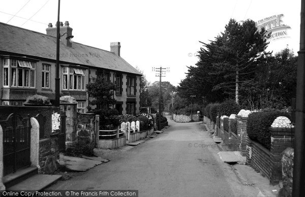 Photo of Llwyngwril, the Village c1936