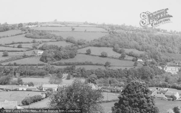 Photo of Llwynmawr, The Village c.1960