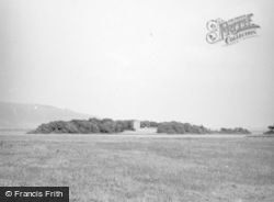 Castle 1952, Loch Leven