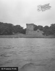 Castle From The Loch 1953, Loch Leven