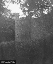 Castle, Glassin Tower 1953, Loch Leven