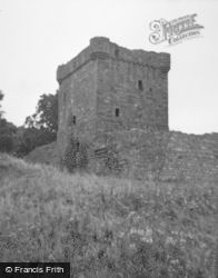 Castle Keep 1953, Loch Leven