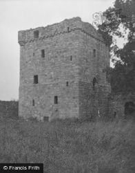 Castle Keep 1953, Loch Leven