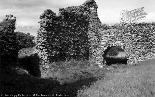 Photo of Lochmaben, Lochmaben Castle 1963