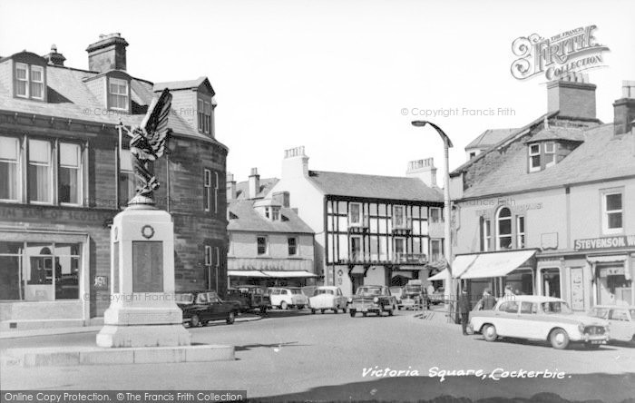 Photo of Lockerbie, Victoria Square c.1960