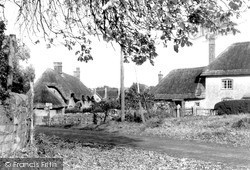 The Village c.1955, Lockeridge