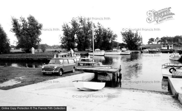 Photo of Loddon, Basin c.1965