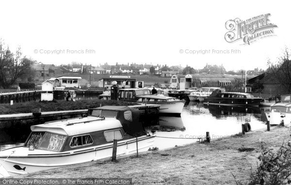 Photo of Loddon, Riverside c.1968