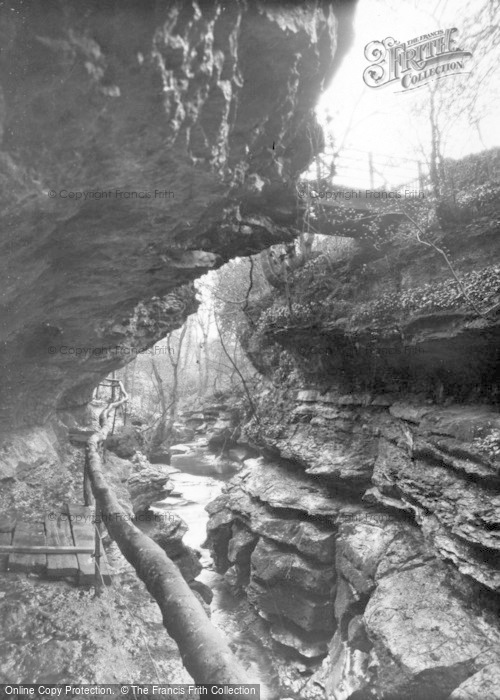 Photo of Lofthouse, Over Hang Walk, How Stean c.1932