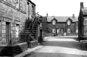 The Well Trough And War Memorial c.1932, Lofthouse