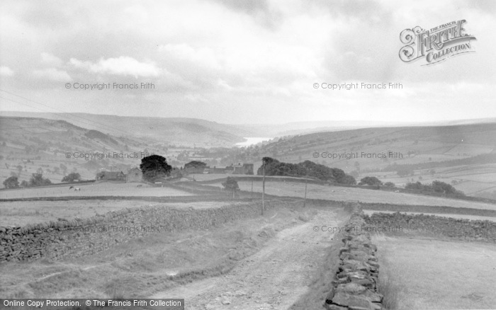 Photo of Lofthouse, Upper Nidderdale With Gouthwaite Reservoir 1957