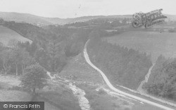 Cilcain Road From Pantymwyn c.1935, Loggerheads