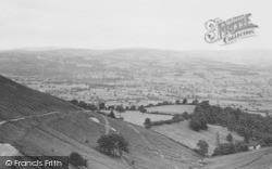 Vale Of Clwyd Showing Ruthin From Bwlch Pen Barras c.1960, Loggerheads