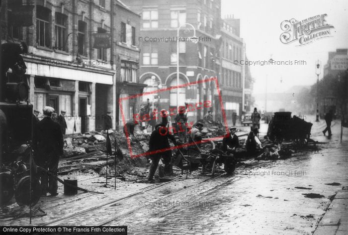 Photo of London, Air Raid Damage, Borough High Street, Southwark 1940