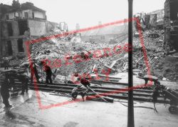 Bomb Damage Near Vauxhall Bridge 1940, London