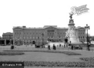 Buckingham Palace c.1955, London