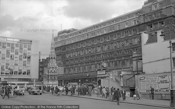 Photo of London, Charing Cross Station 1964