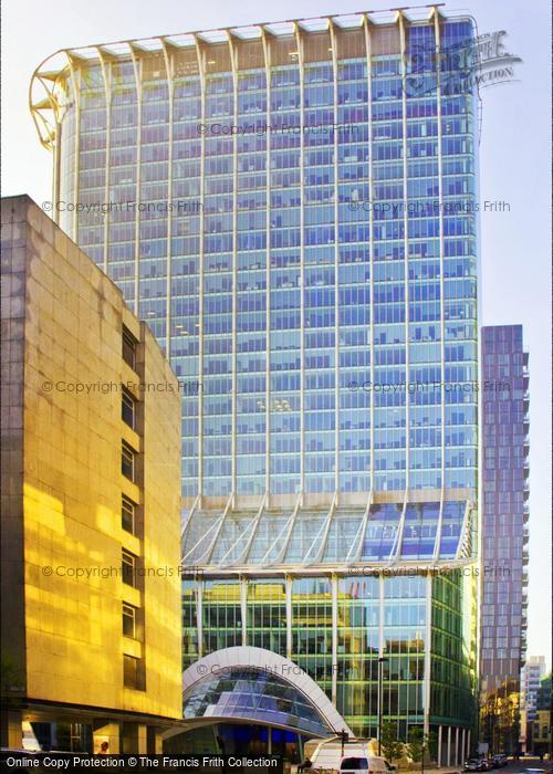 Photo of London, City Point On Ropemaker Street  2010