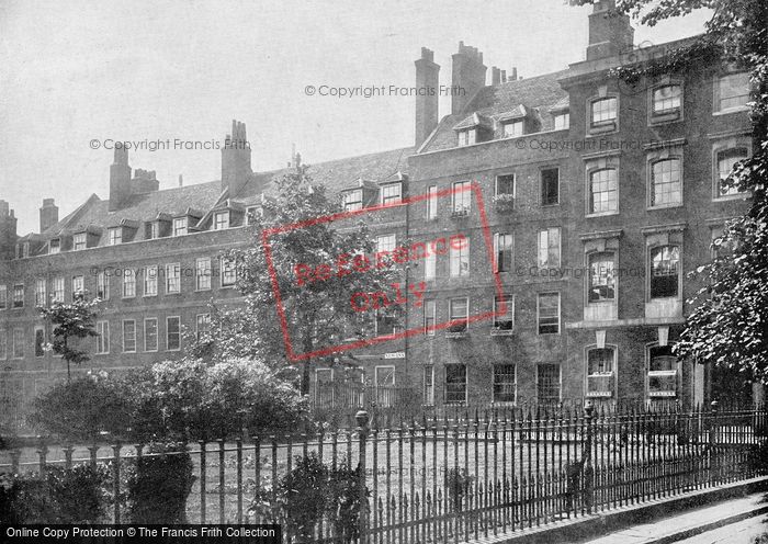 Photo of London, Clement's Inn c.1895