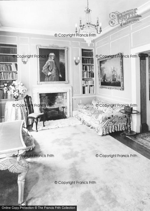 Photo of London Colney, Salisbury Hall, Interior c.1955