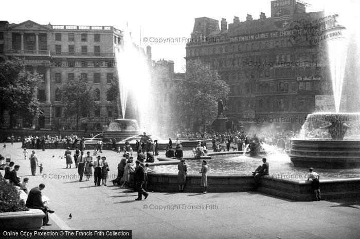 Photo of London, Fountains In Trafalgar Square c.1950